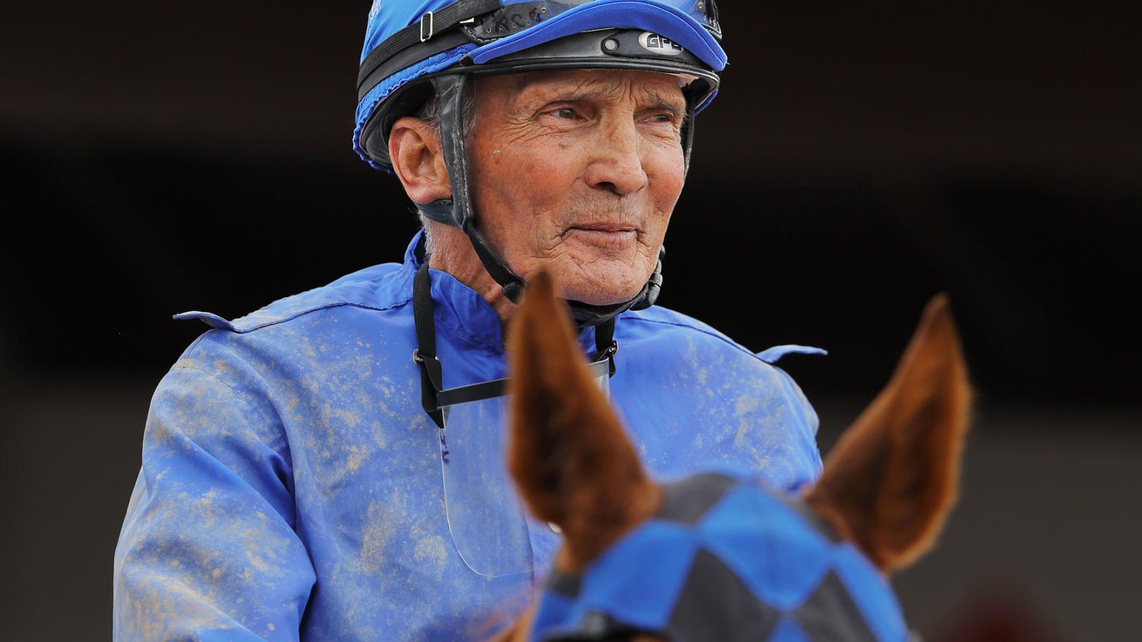 Muere reconocido jinete de ճܳó tras caída en una carrera en Rillito Park